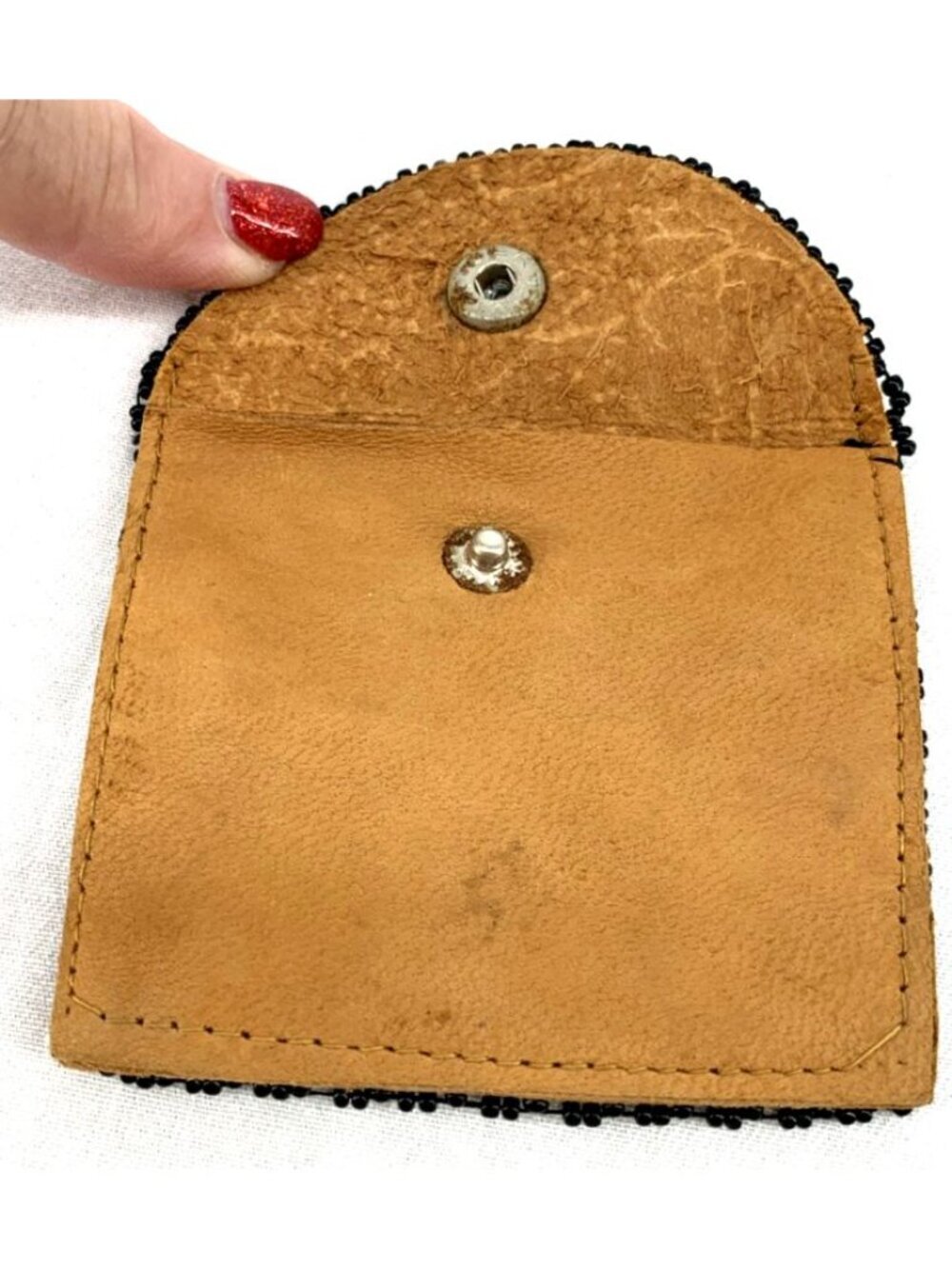 Native American Coin Purse Hand Beaded Leather Pouch Tipi 2.5" x 3" - Picture 3 of 8